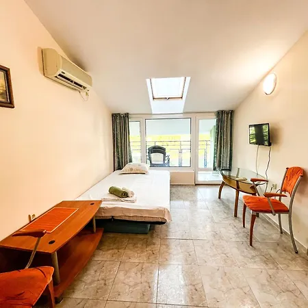 Elite Aparthotel 3*