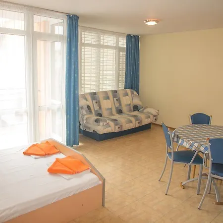 Aparthotel Elite 3*