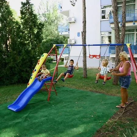 Elite Aparthotel 3*